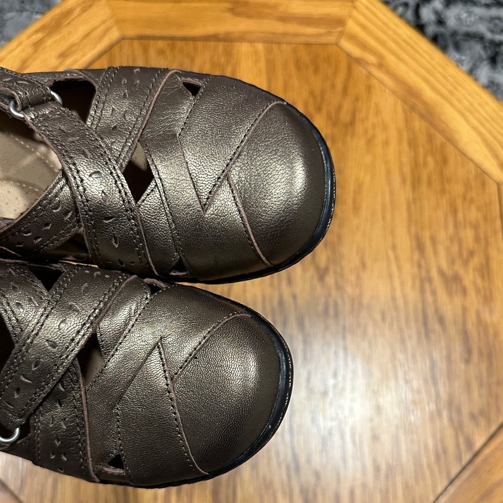 *CLARKS* Metallic Brown Ashland Spin Q Loafers Shoes Size 8.5 - Picture 2 of 12